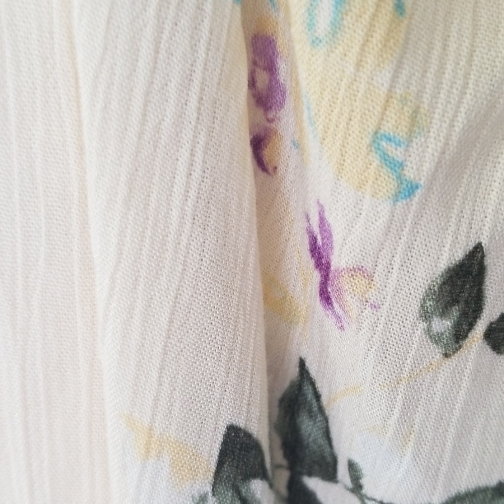 Reduced-New Lush Ruffle Sleeve Top - Picture 5 of 7